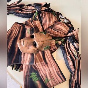 I am groot costume Adult size XL